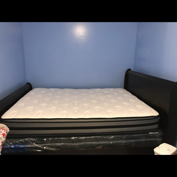 Queen bed